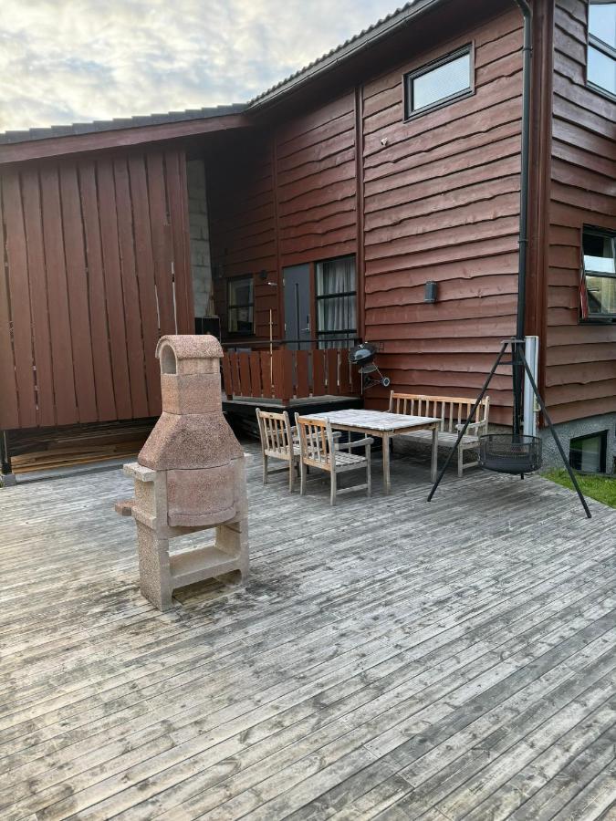Very Centrally Located Apartment With Free Parking トロムソ エクステリア 写真