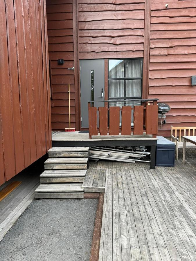 Very Centrally Located Apartment With Free Parking トロムソ エクステリア 写真